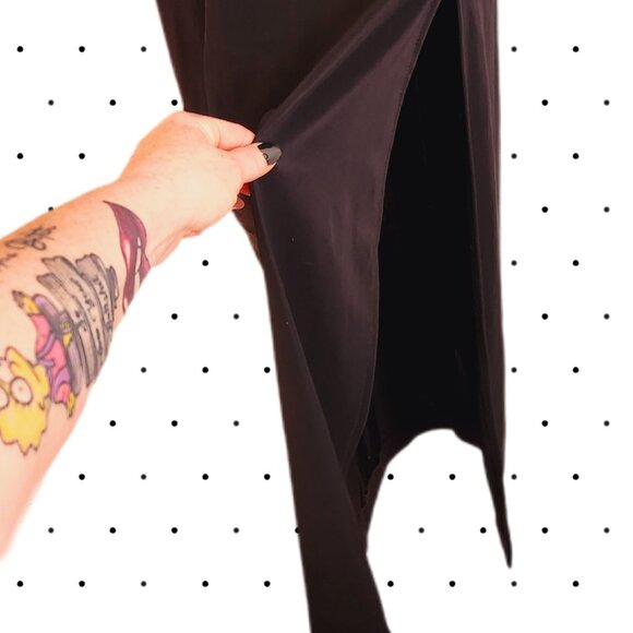 GOGO Girls Off/ or On shoulder stretchy dress with leg slit - Picture 2 of 3